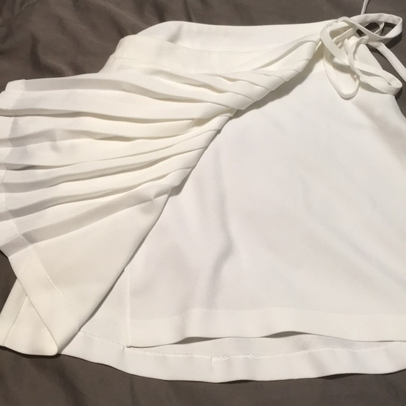 Wrap skirt - Picture 3 of 3